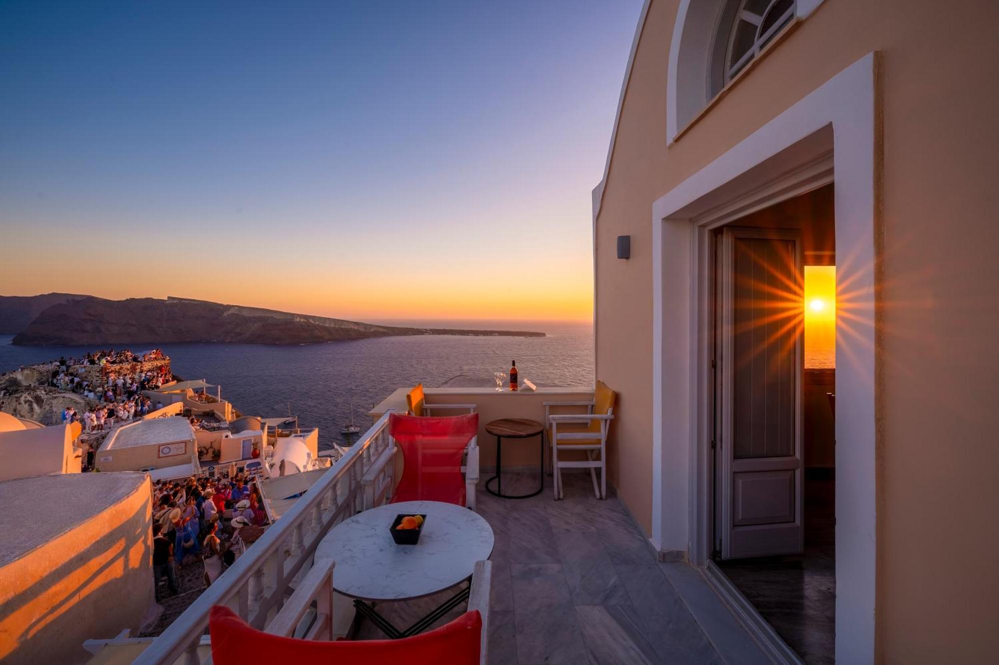 Sole D'Oro Sunset & Caldera View Grand Suite Ия Экстерьер фото